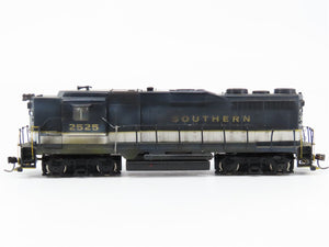 HO Bachmann Spectrum SOU Southern EMD GP30 Diesel #2525 - Custom & Weathered