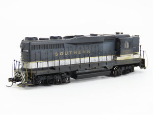 HO Bachmann Spectrum SOU Southern EMD GP30 Diesel #2525 - Custom & Weathered