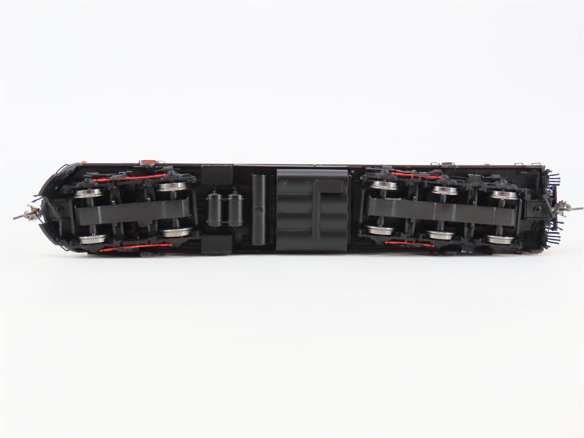 HO Scale Rapido NH New Haven &quot;McGinnis&quot; EMD FL9 Diesel #2043 - DCC Ready
