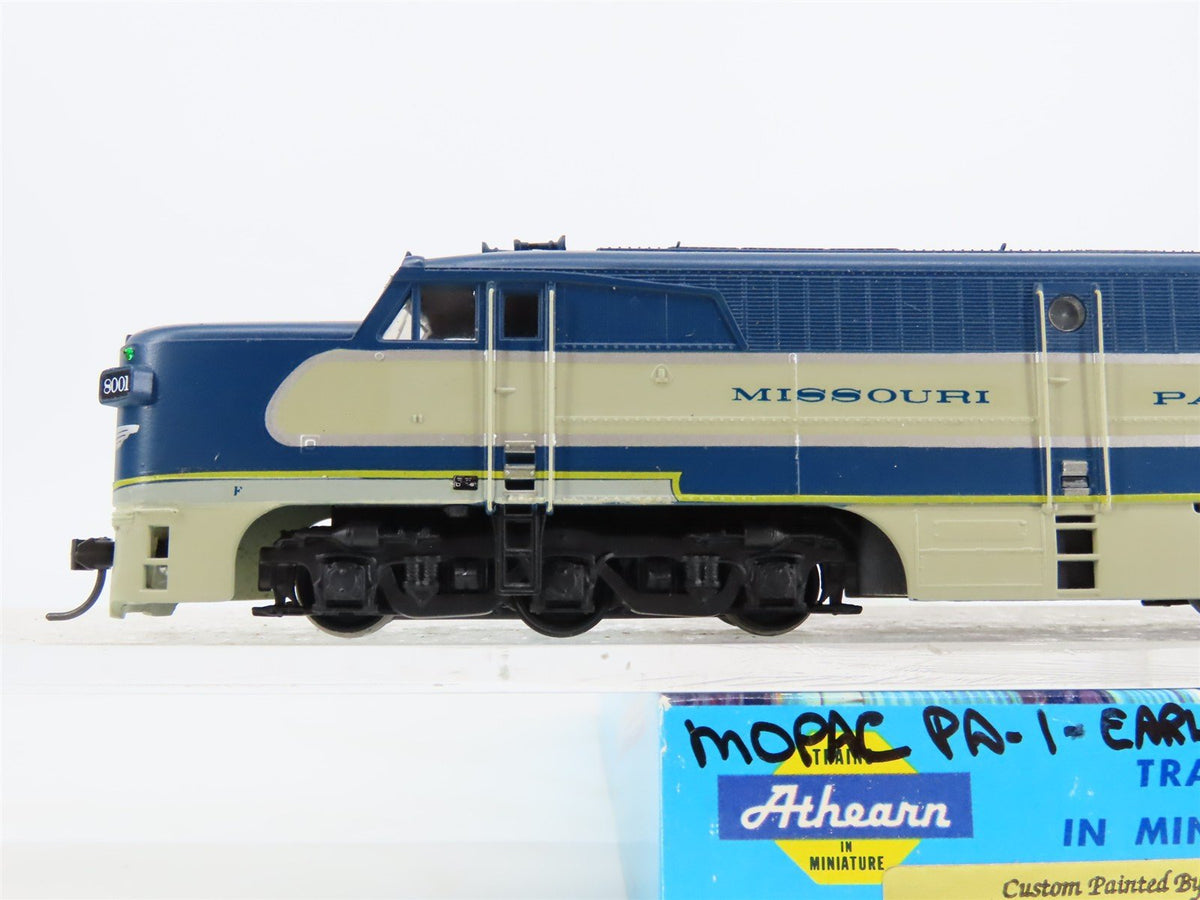 HO Scale Athearn MP Missouri Pacific ALCO PA Diesel #8001 - Unpowered - Custom