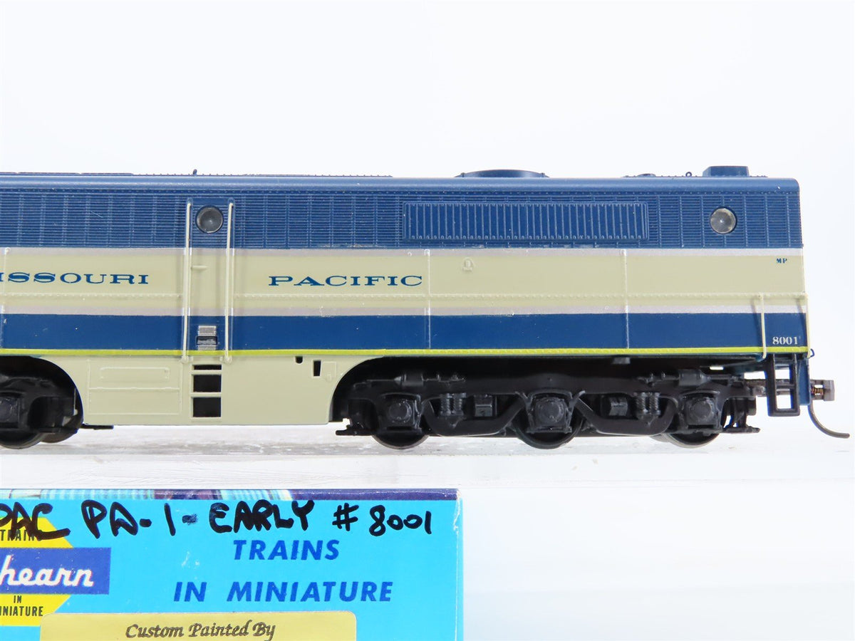 HO Scale Athearn MP Missouri Pacific ALCO PA Diesel #8001 - Unpowered - Custom