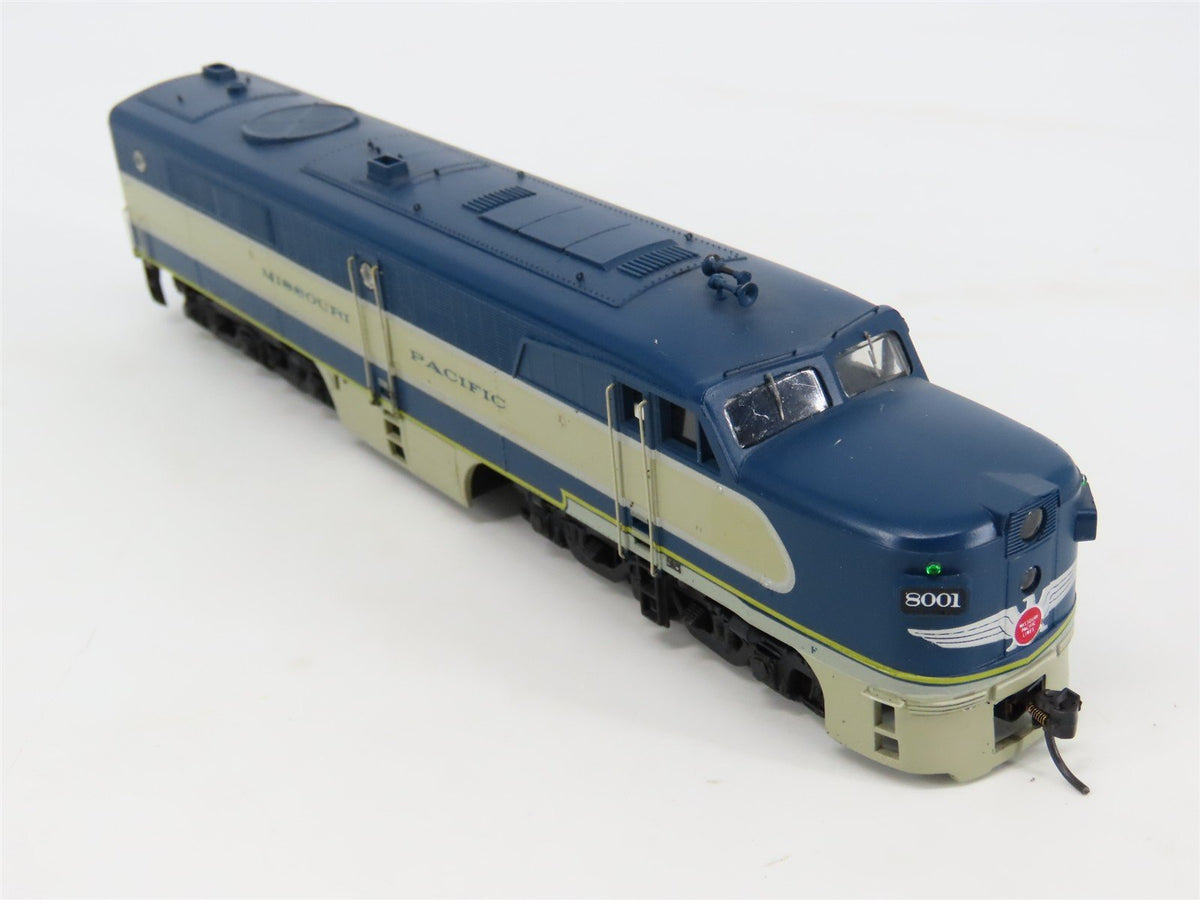 HO Scale Athearn MP Missouri Pacific ALCO PA Diesel #8001 - Unpowered - Custom