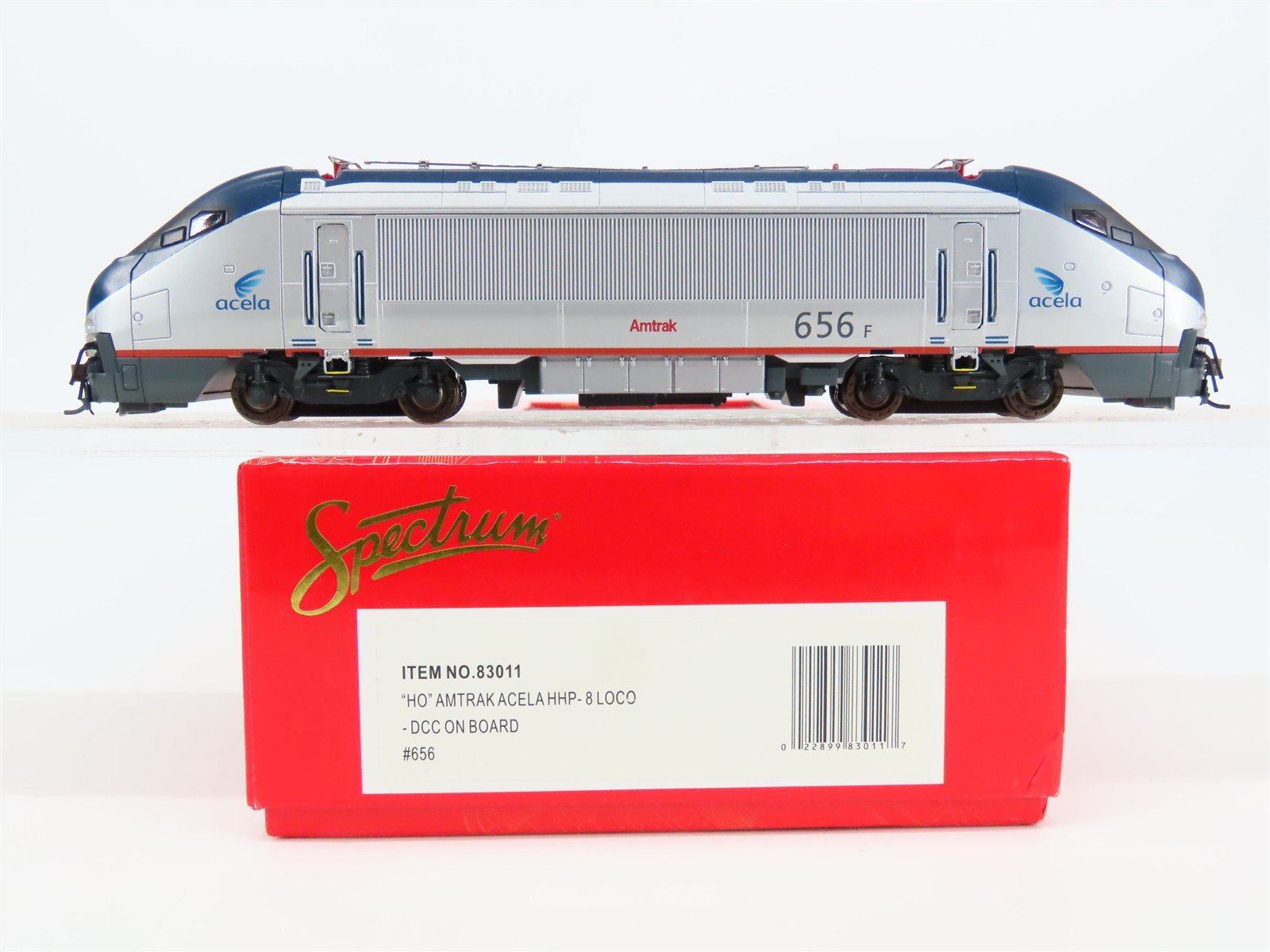 HO Bachmann Spectrum 83011 AMTK Amtrak Acela HHP-8 Electric #656 w/ DCC