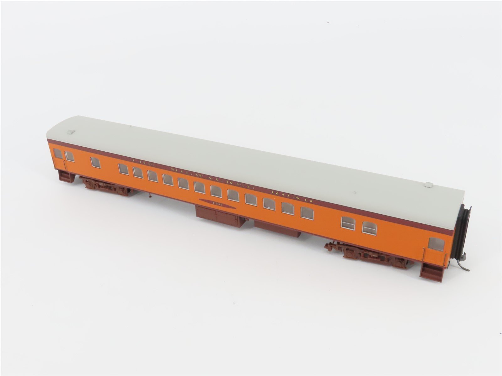 HO Scale Fox Valley Models FVM 10031 MILW Hiawatha Coach Passenger #4401