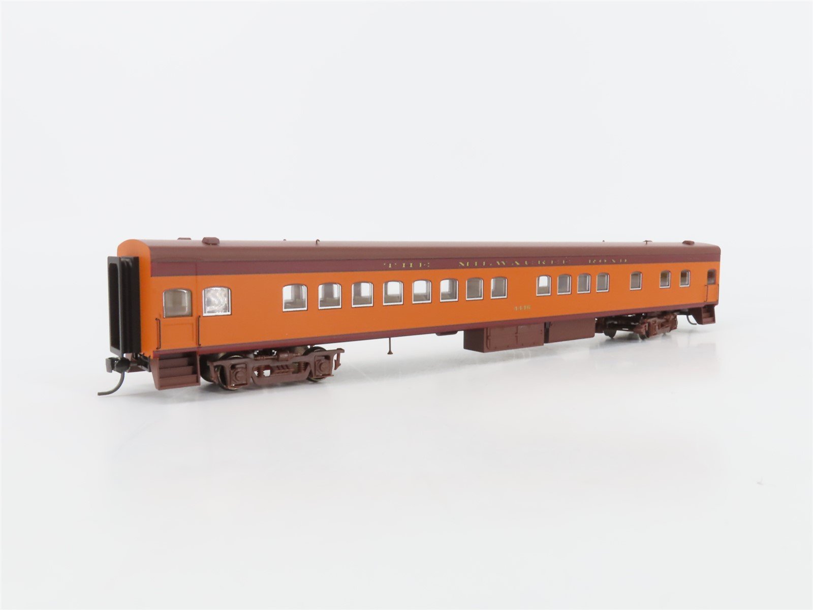 HO Scale Fox Valley Models FVM 10102 MILW Hiawatha Coach Passenger #4446