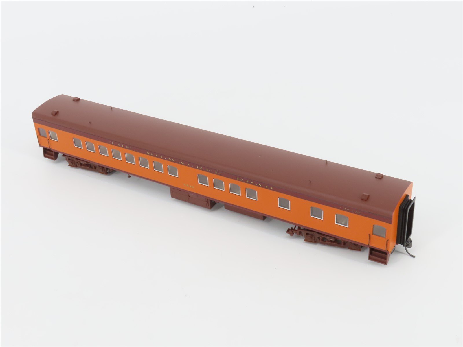 HO Scale Fox Valley Models FVM 10102 MILW Hiawatha Coach Passenger #4446