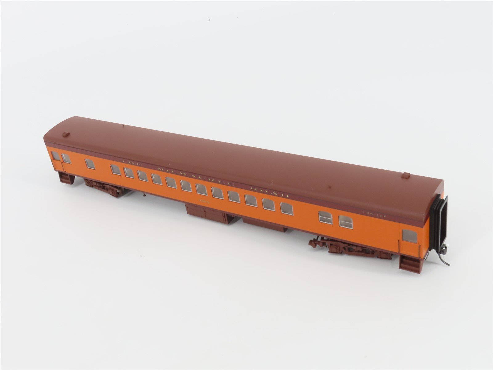 HO Scale Fox Valley Models FVM 10033 MILW Hiawatha Coach Passenger #4404