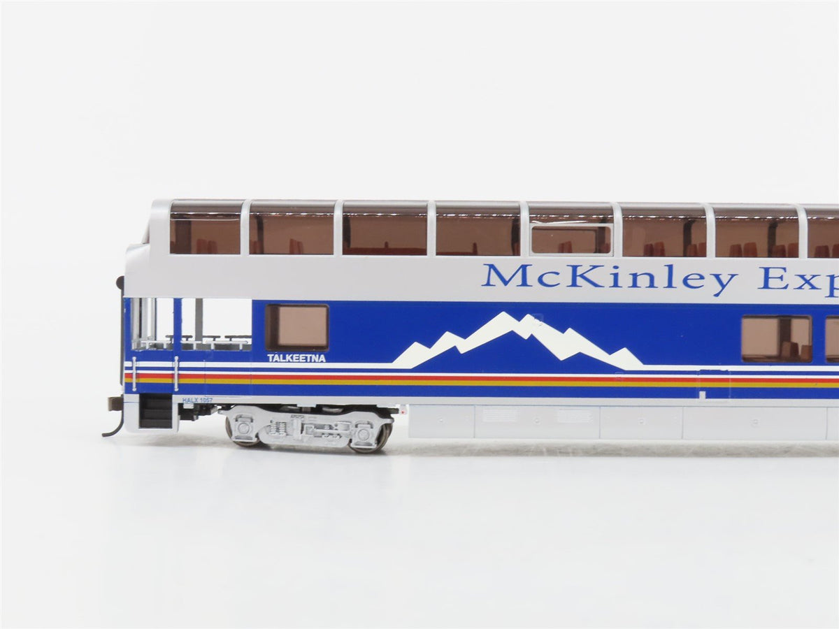 HO Bachmann Silver 13344 HALX McKinley Explorer Talkeetna Dome Passenger 1057
