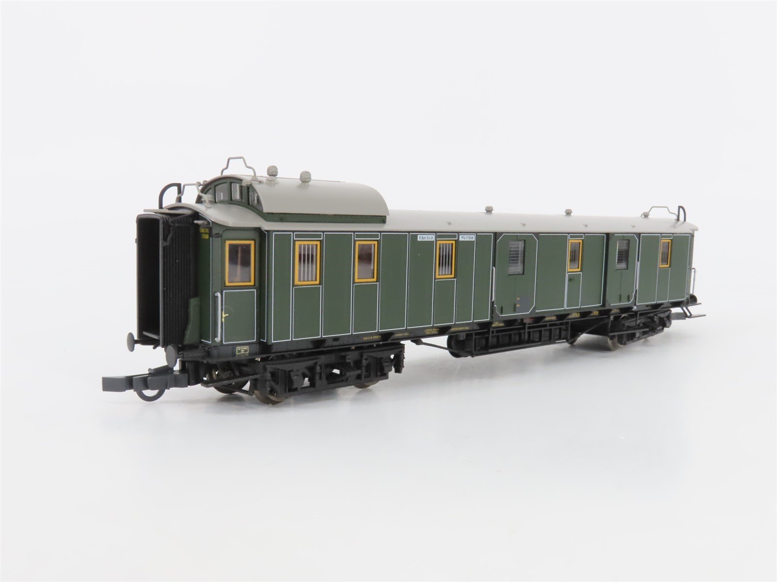 HO Scale Roco 45583 K.Bay.Sts. B Bavarian Baggage Passenger Car