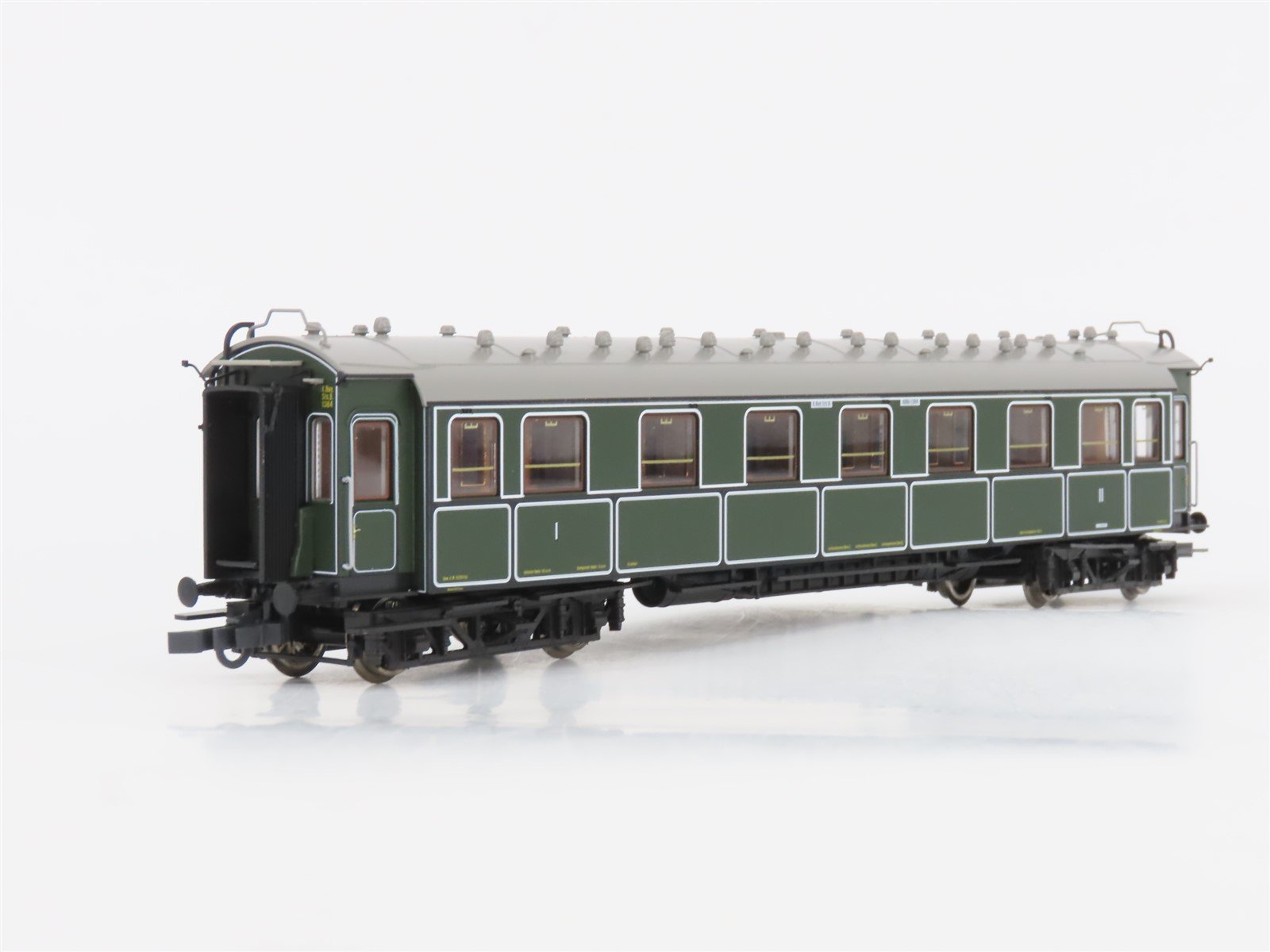 HO Scale Roco 45580 K.Bay.Sts. B Bavarian Coach 1/2 Class Passenger Car