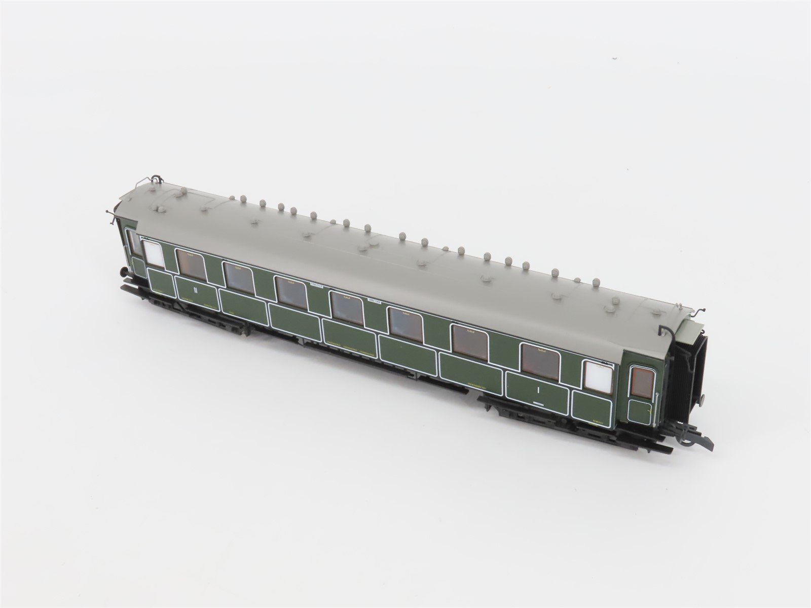HO Scale Roco 45580 K.Bay.Sts. B Bavarian Coach 1/2 Class Passenger Car