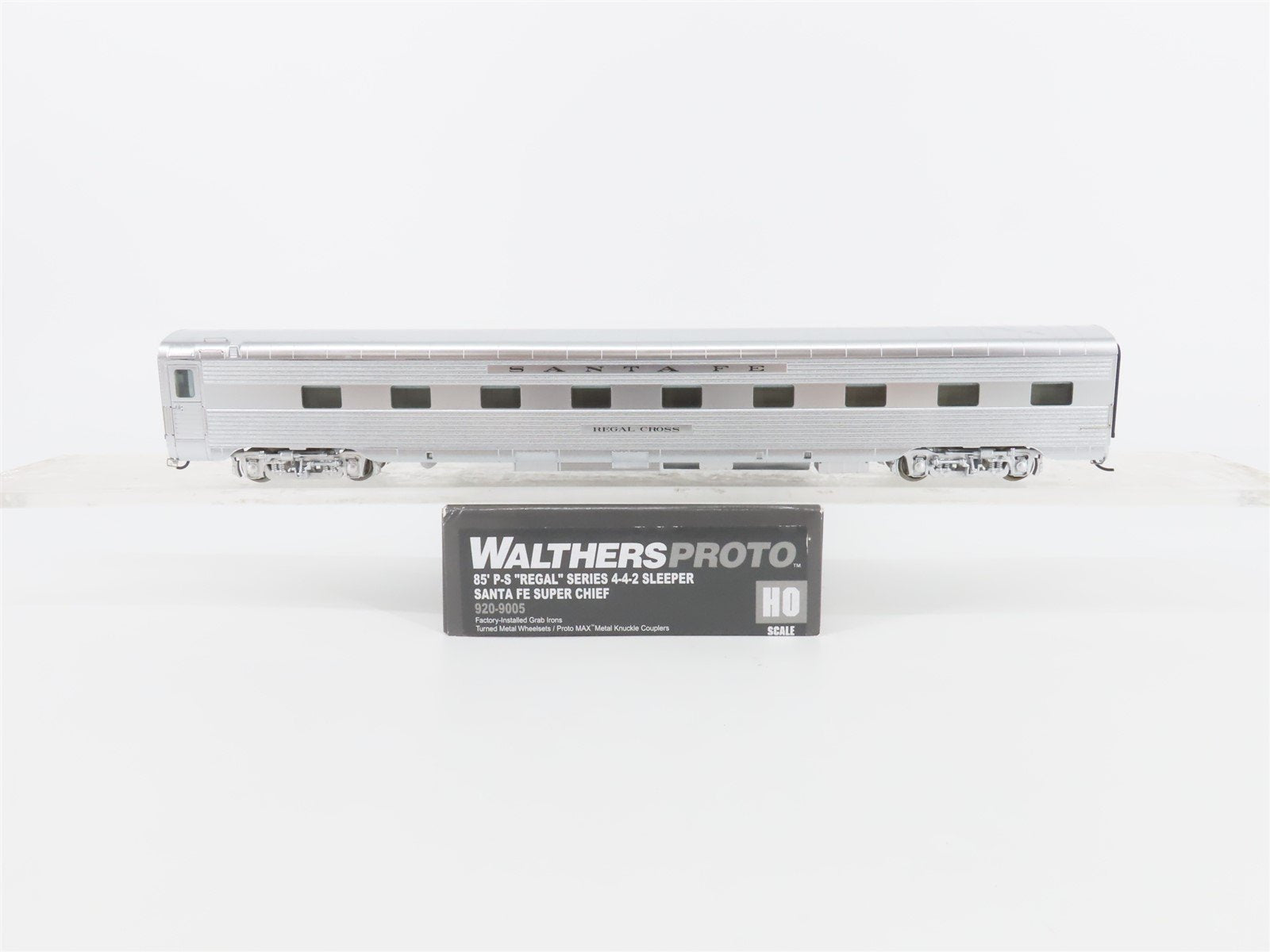 HO Walthers Proto 920-9005 Santa Fe Super Chief Regal 4-4-2 Sleeper Passenger