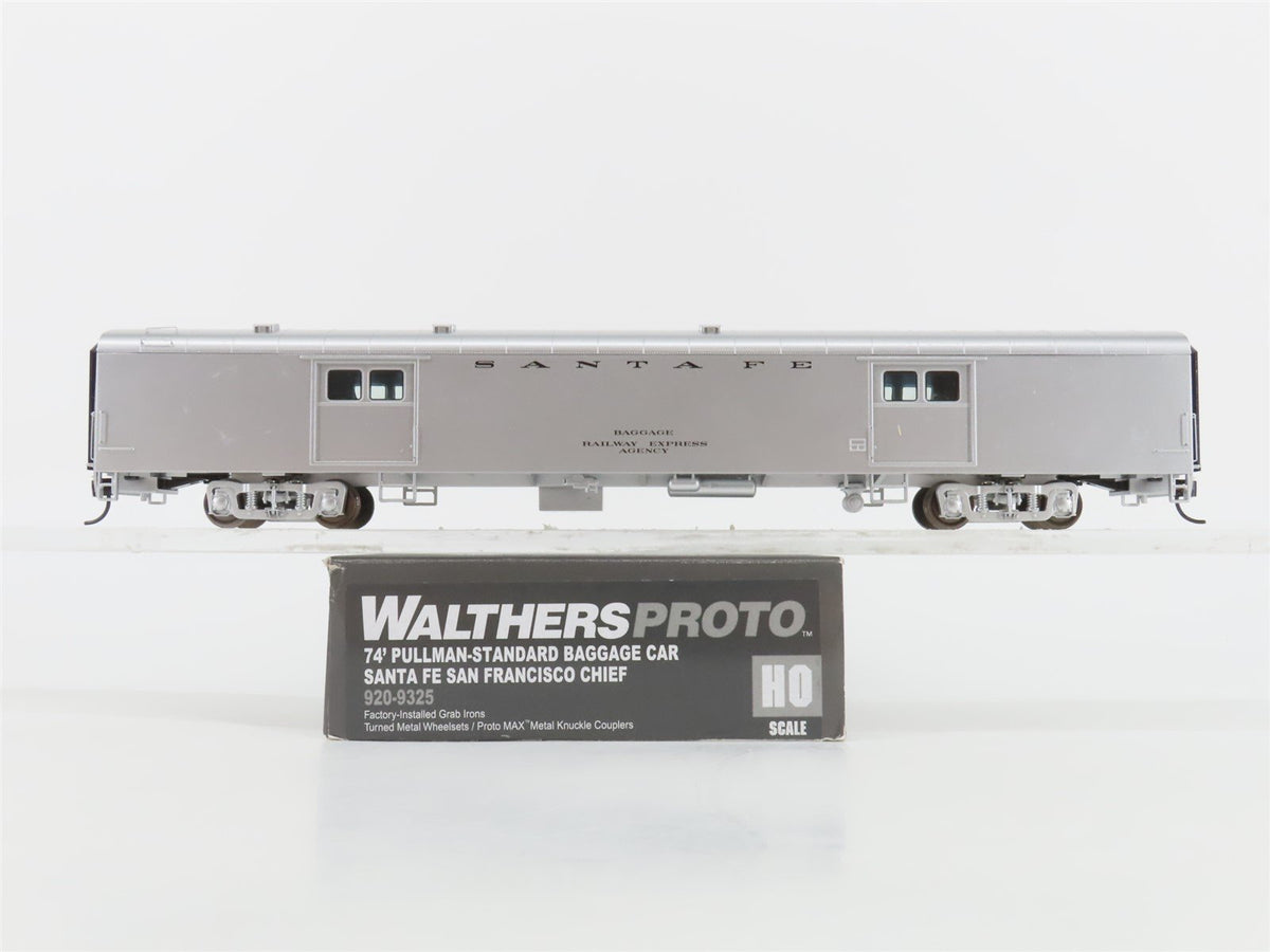 HO Walthers 920-9325 ATSF Santa Fe San Francisco Chief 74&#39; P-S Baggage Passenger
