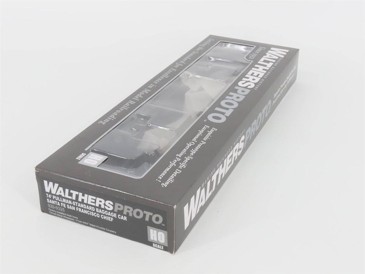 HO Walthers 920-9325 ATSF Santa Fe San Francisco Chief 74&#39; P-S Baggage Passenger