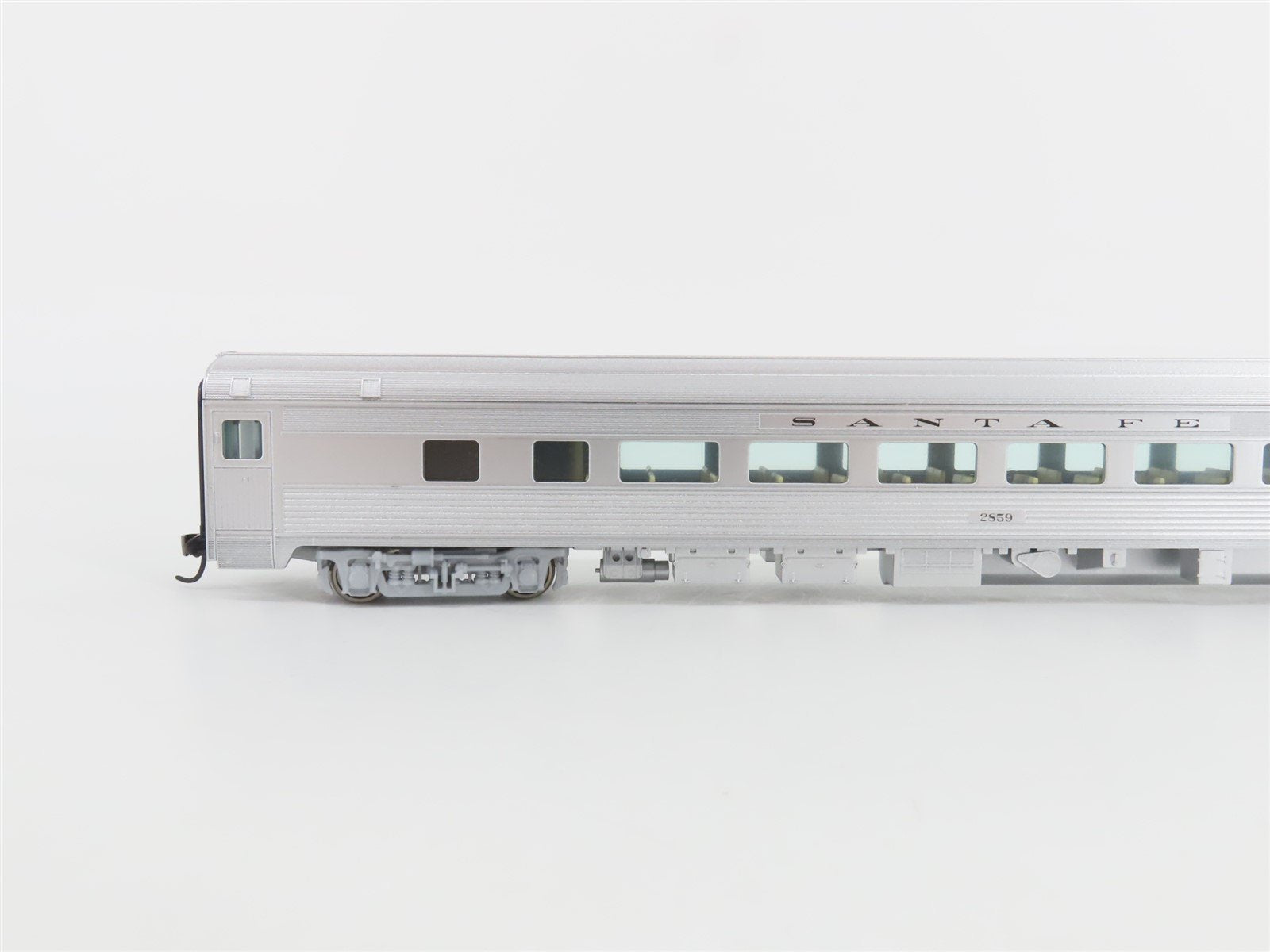 HO Walthers Mainline 910-30002 ATSF Santa Fe 85' Budd Coach Passenger Car #2859