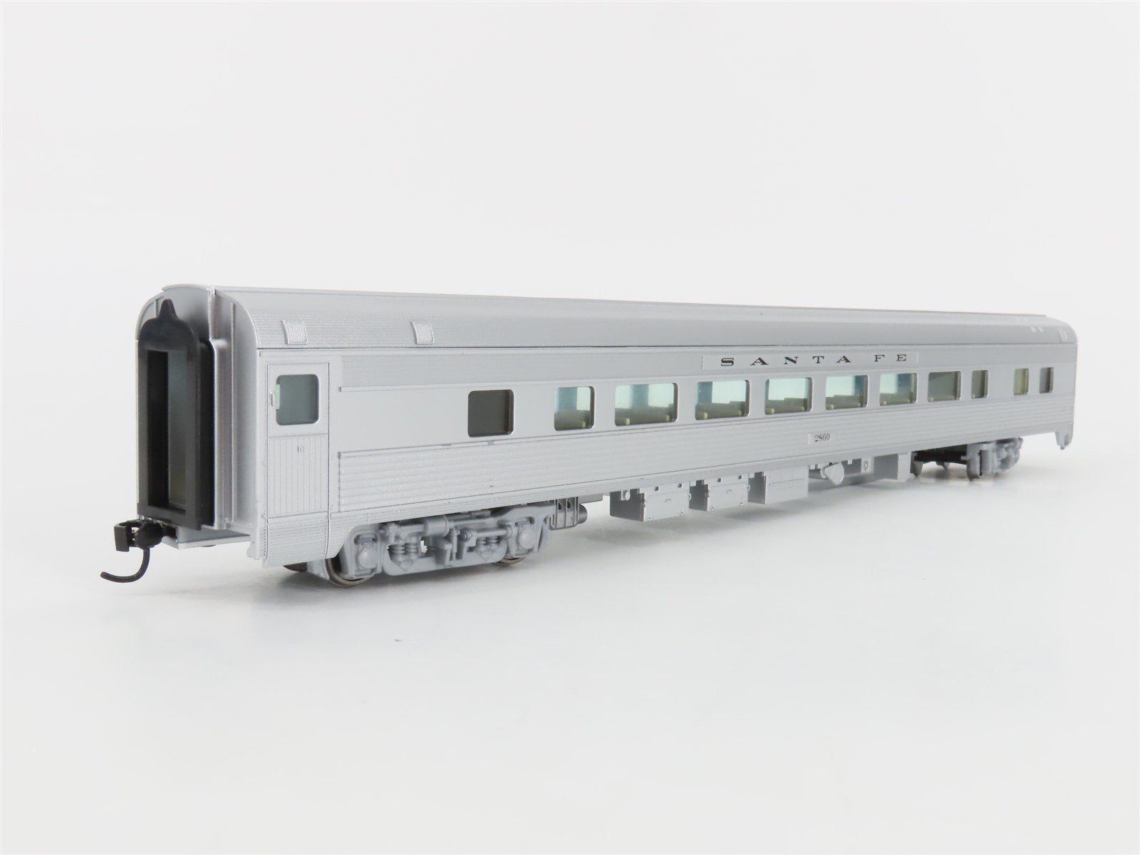 HO Walthers Mainline 910-30002 ATSF Santa Fe 85' Budd Coach Passenger Car #2860
