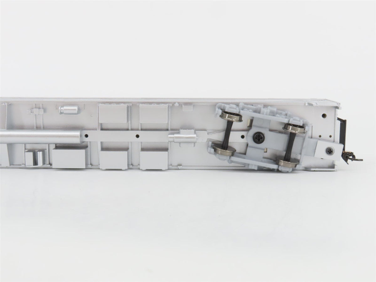HO Walthers Mainline 910-30002 ATSF Santa Fe 85&#39; Budd Coach Passenger Car #2844