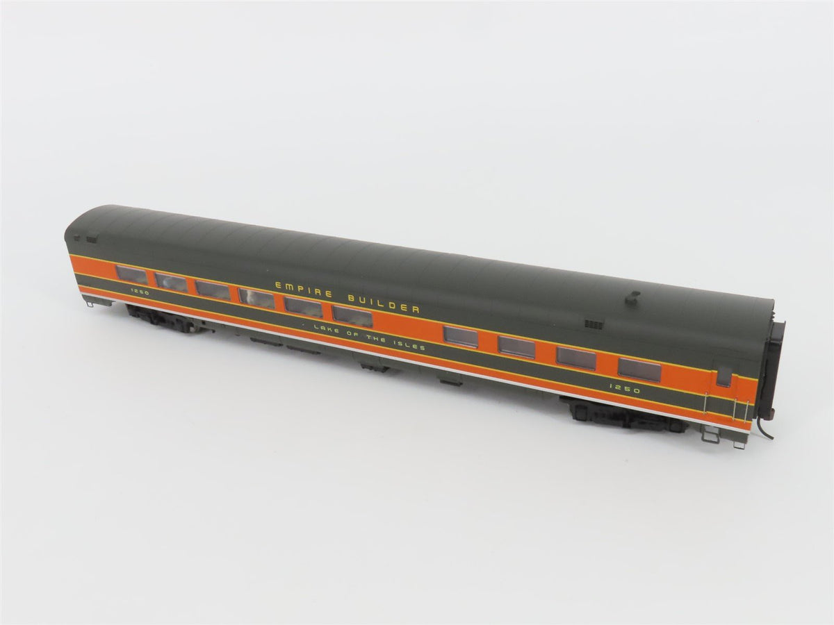 HO Walthers 932-9083 GN Empire Builder AC&amp;F 36 Seat Diner Passenger Car