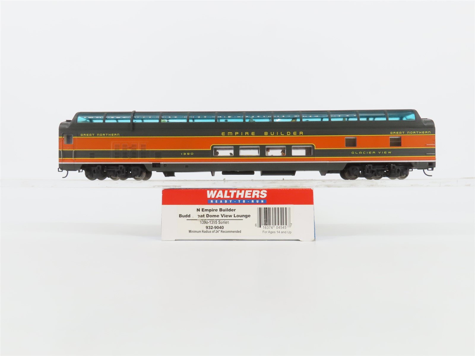 HO Walthers 932-9040 GN Empire Builder Budd Great Dome Lounge Passenger Car