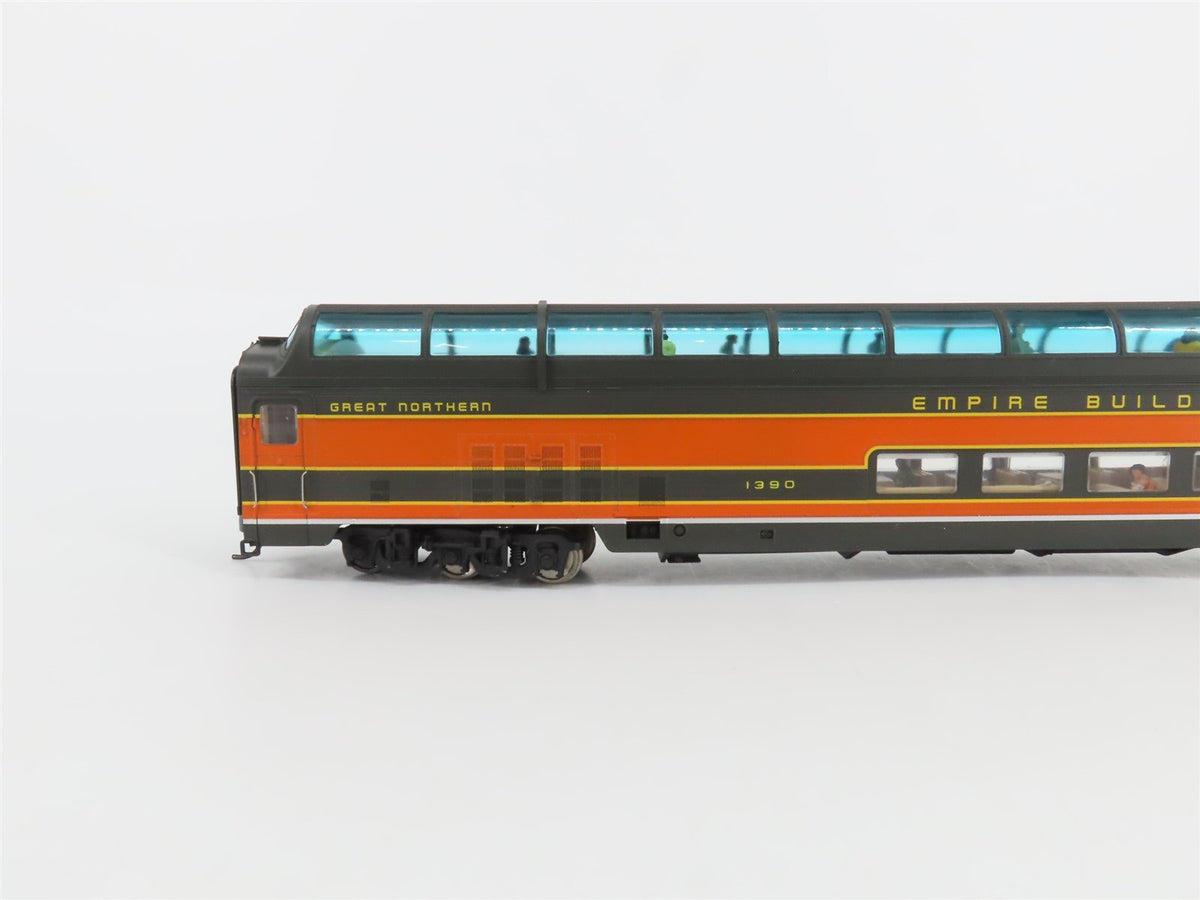 HO Walthers 932-9040 GN Empire Builder Budd Great Dome Lounge Passenger Car