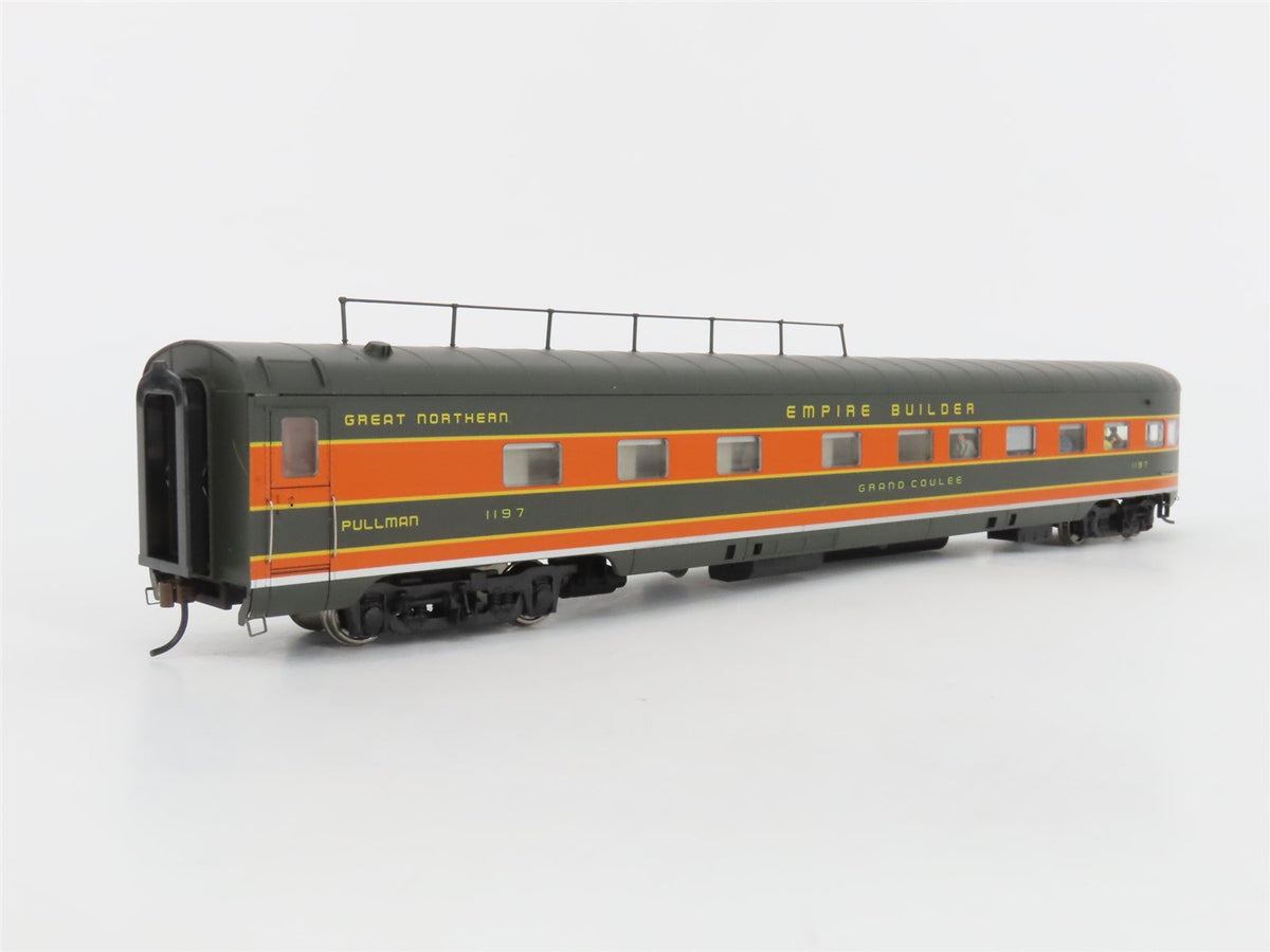HO Walthers 932-9038 GN Empire Builder 6-4-1 Lounge Observation Passenger Car