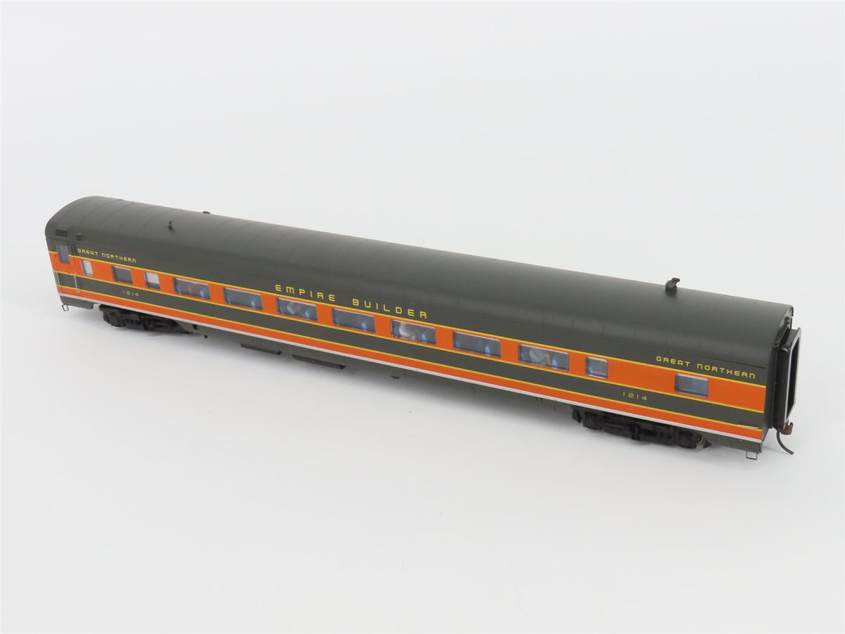 HO Scale Walthers 932-9031 GN Empire Builder AC&amp;F 60 Seat Coach Passenger Car