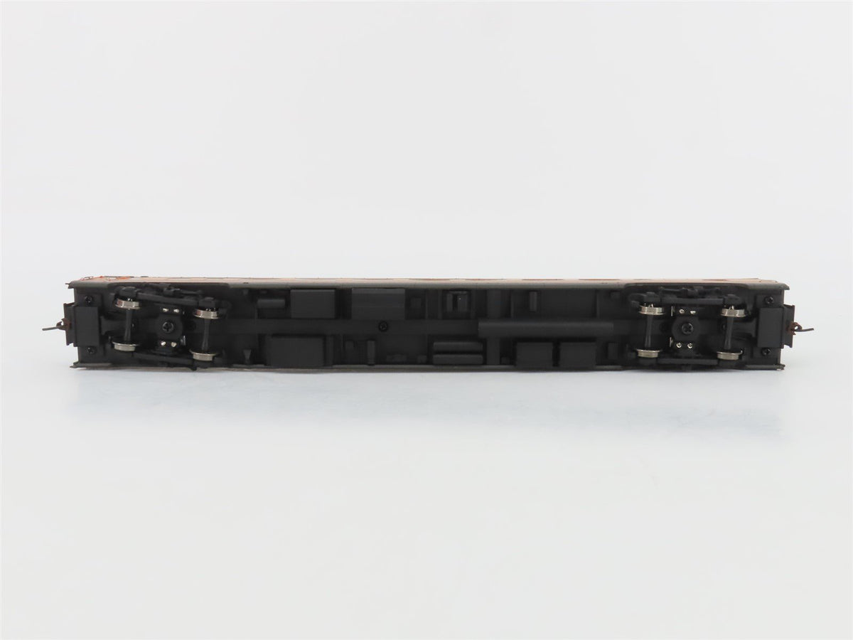 HO Scale Walthers 932-9031 GN Empire Builder AC&amp;F 60 Seat Coach Passenger Car