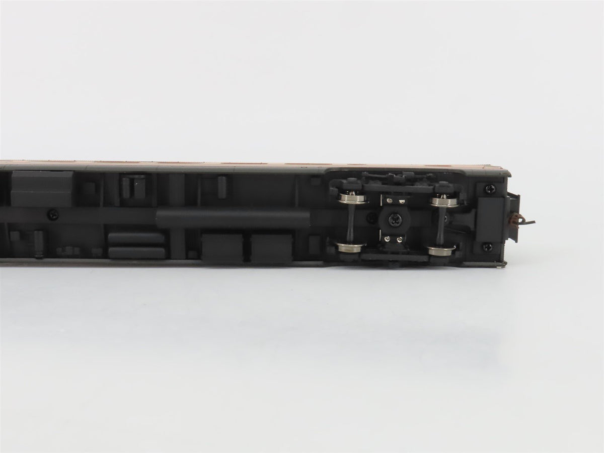 HO Scale Walthers 932-9031 GN Empire Builder AC&amp;F 60 Seat Coach Passenger Car