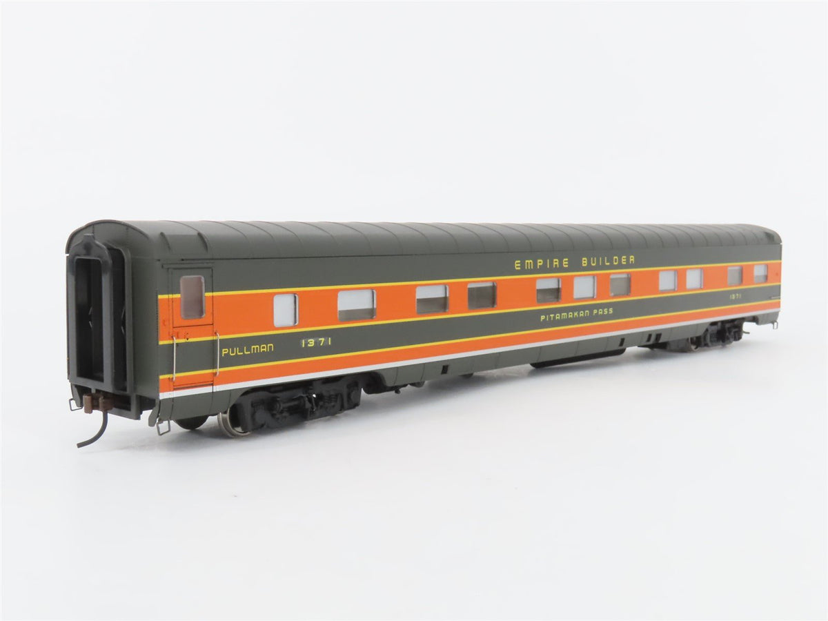 HO Walthers 932-9074 GN Empire Builder P-S 6-5-2 Sleeper Passenger Car #1371