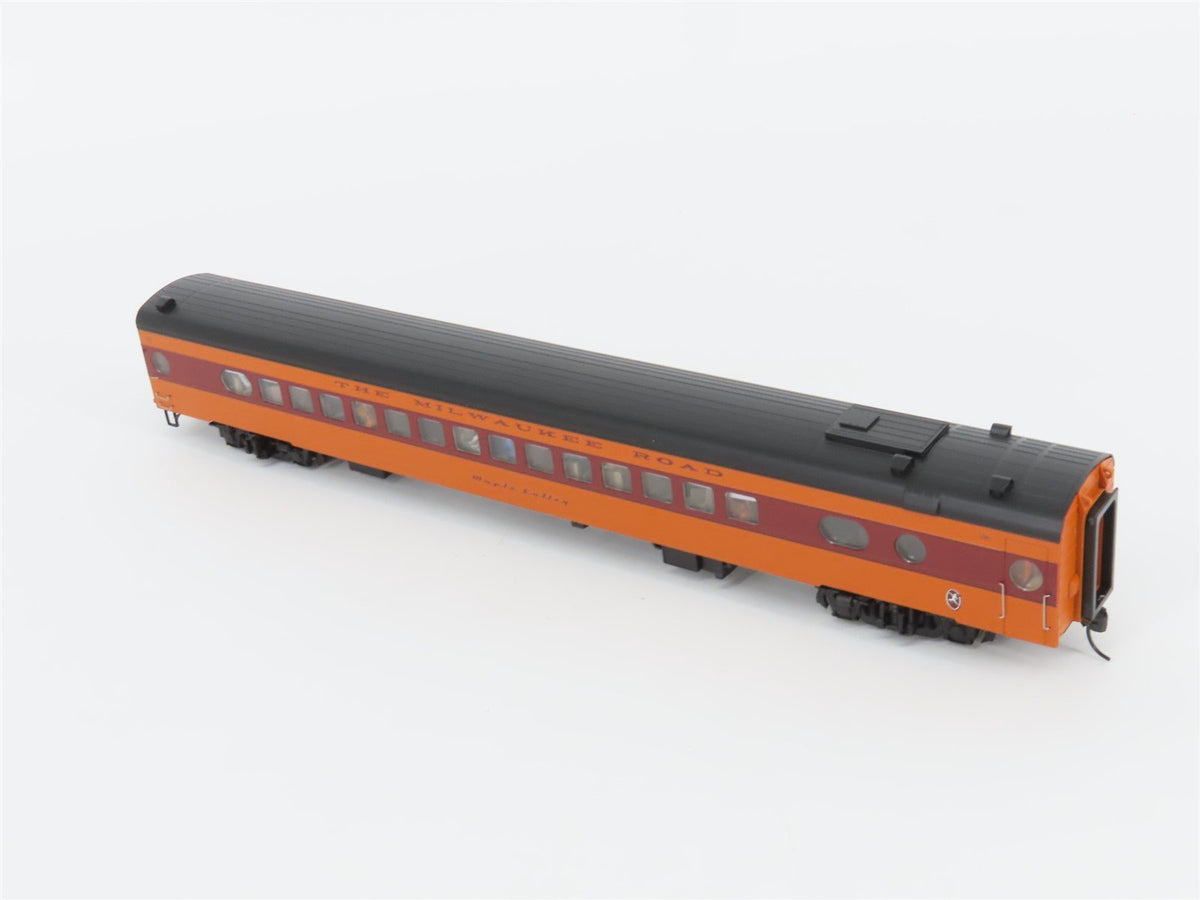 HO Walthers 932-9205 MILW 1955 Twin Cities Hiawatha Valley Parlor Passenger