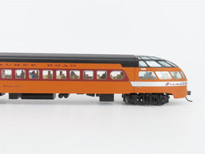 HO Walthers 932-9206 MILW Twin Cities Hiawatha Skytop Lounge Passenger Car #186