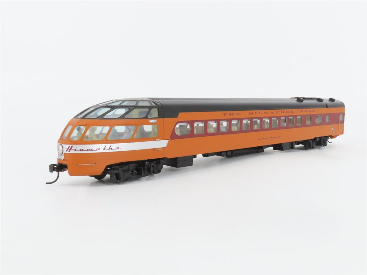 HO Walthers 932-9206 MILW Twin Cities Hiawatha Skytop Lounge Passenger Car #186