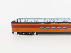 HO Walthers 932-9273 MILW Milwaukee Rd Excursion Super Dome Passenger Car #53