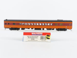 HO Walthers 932-9208 MILW Milwaukee Rd Twin Cities Hiawatha Coach Passenger #545