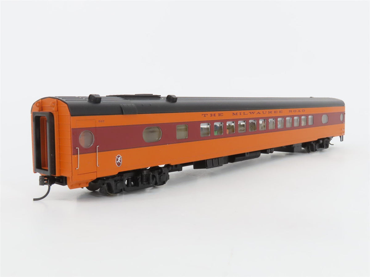 HO Walthers 932-9208 MILW Milwaukee Rd Twin Cities Hiawatha Coach Passenger #545