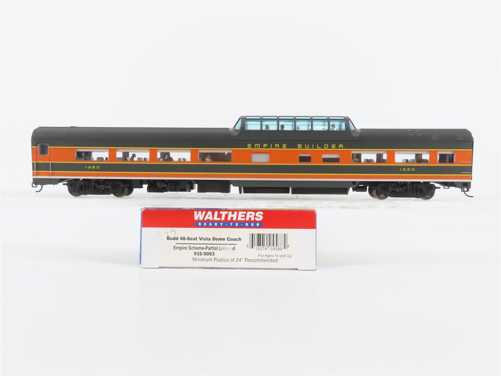 HO Walthers 932-9093 GN Empire Builder Budd Vista Dome Coach Passenger #1320