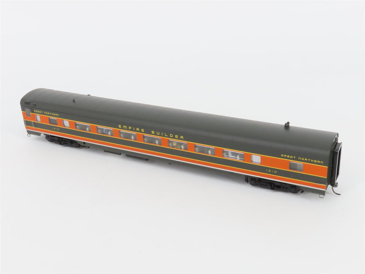 HO Scale Walthers 932-9031 GN Empire Builder AC&amp;F 60-Seat Coach Passenger #1210