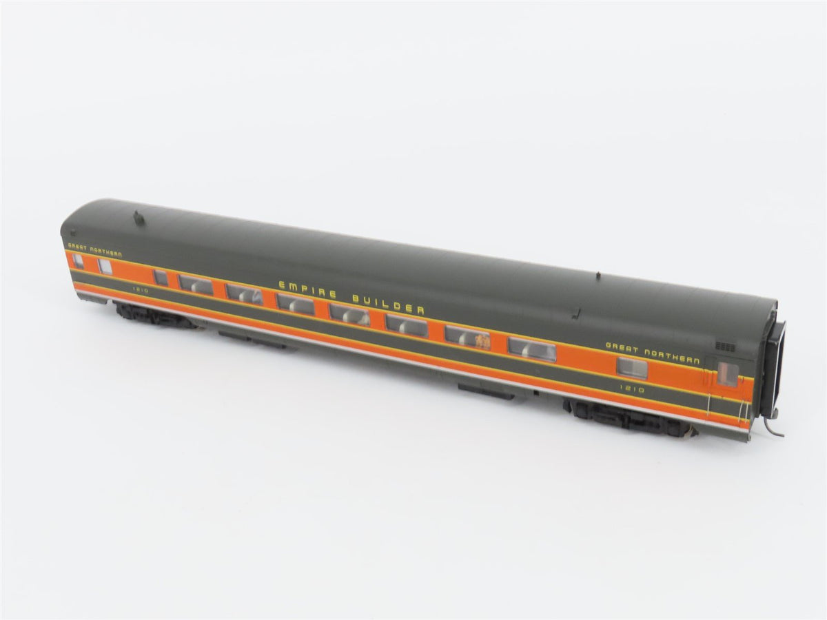 HO Scale Walthers 932-9031 GN Empire Builder AC&amp;F 60-Seat Coach Passenger #1210