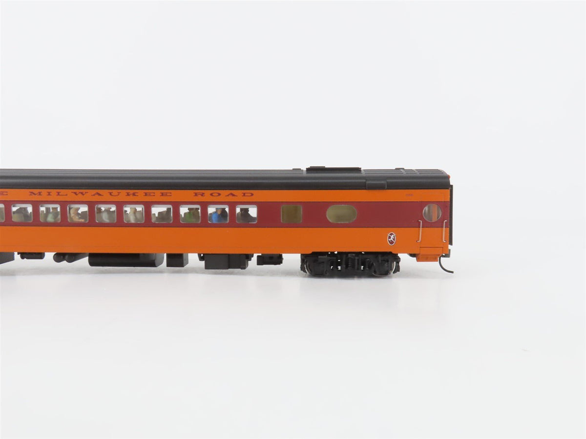 HO Walthers 932-9208 MILW Milwaukee Rd Twin Cities Hiawatha Coach Passenger #506