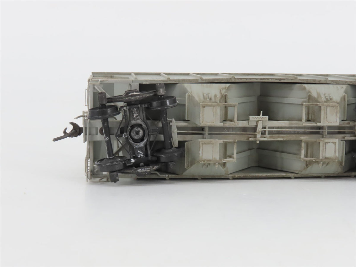 HO Kadee 8011 NP Northern Pacific 2 Bay Covered Hopper Custom Weathered #75446