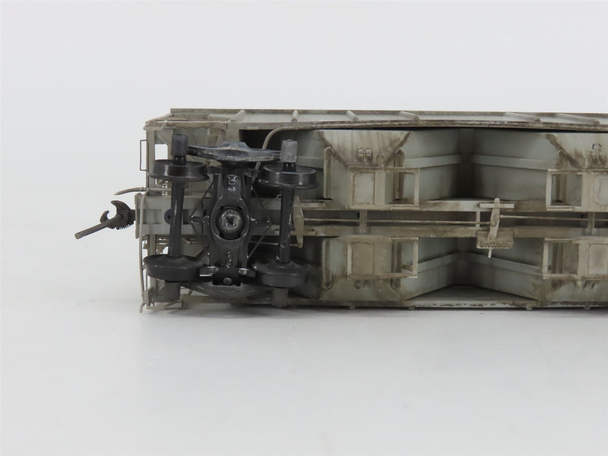 HO Kadee 8011 NP Northern Pacific 2 Bay Covered Hopper Custom Weathered #8011
