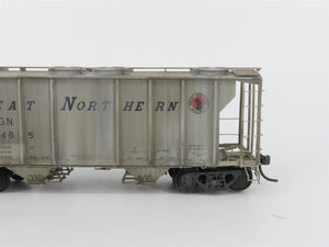 HO Kadee 8022 GN Great Northern 2 Bay Covered Hopper Custom Weathered #71465
