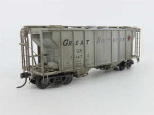 HO Kadee 8013 GN Great Northern 2 Bay Covered Hopper Custom Weathered #71470