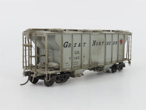HO Kadee 8014 GN Great Northern 2 Bay Covered Hopper Custom Weathered #71407