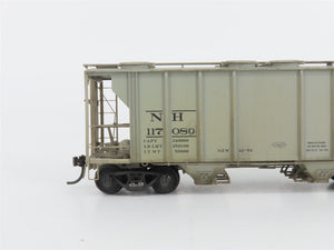 HO Scale Kadee 8611 NH New Haven 2 Bay Covered Hopper Custom Weathered #117080