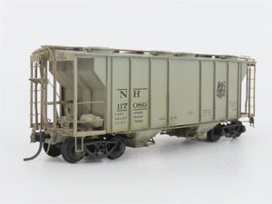 HO Scale Kadee 8611 NH New Haven 2 Bay Covered Hopper Custom Weathered #117080