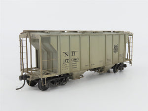 HO Scale Kadee 8611 NH New Haven 2 Bay Covered Hopper Custom Weathered #117080