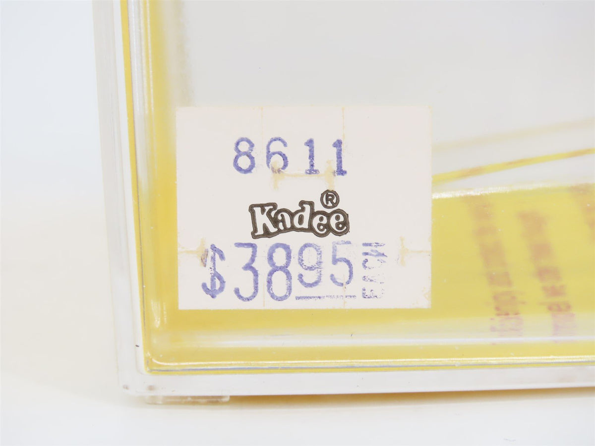 HO Scale Kadee 8611 NH New Haven 2 Bay Covered Hopper Custom Weathered #117080