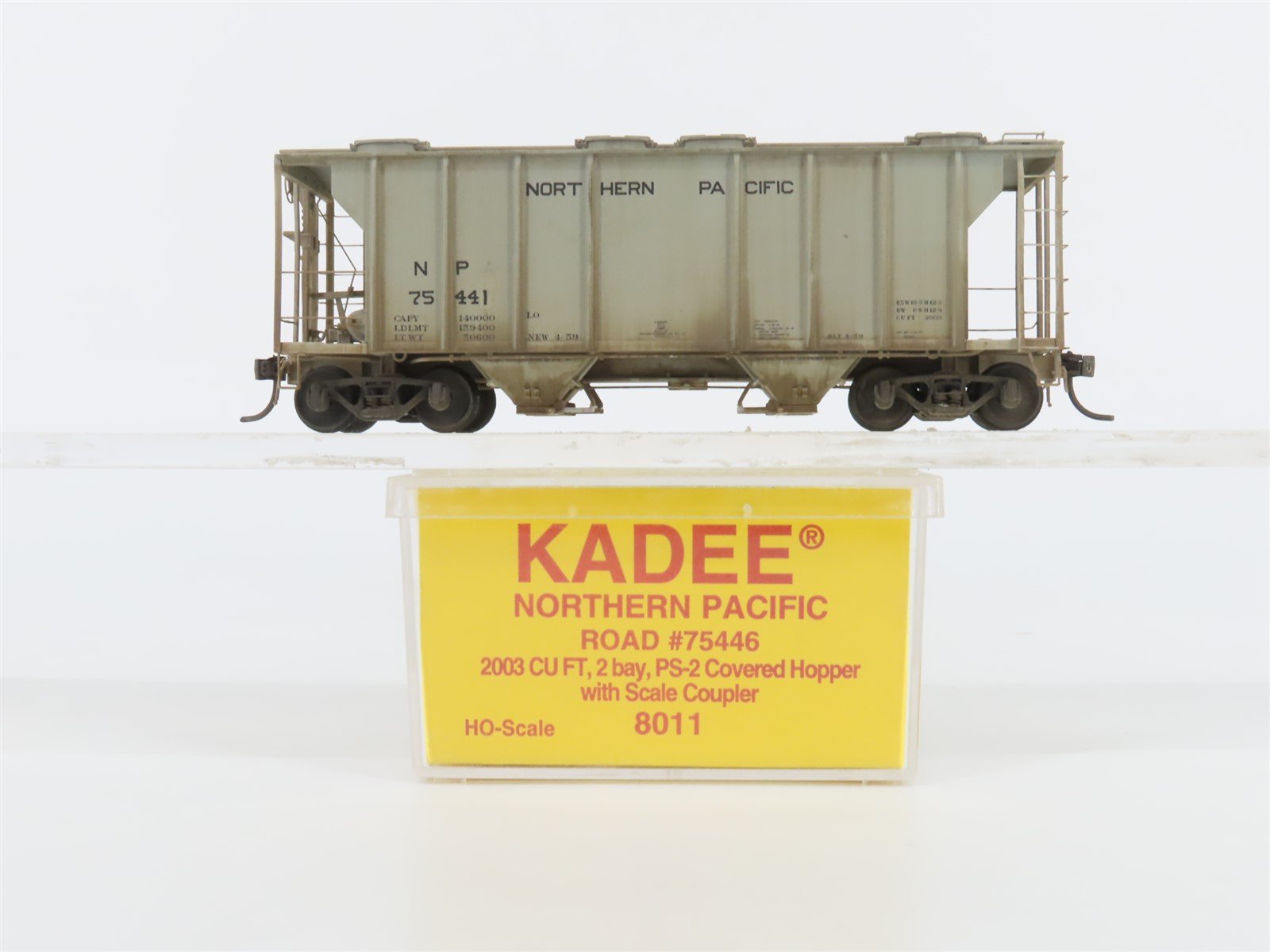 HO Kadee 8011 NP Northern Pacific 2 Bay Covered Hopper Custom Weathered #75441