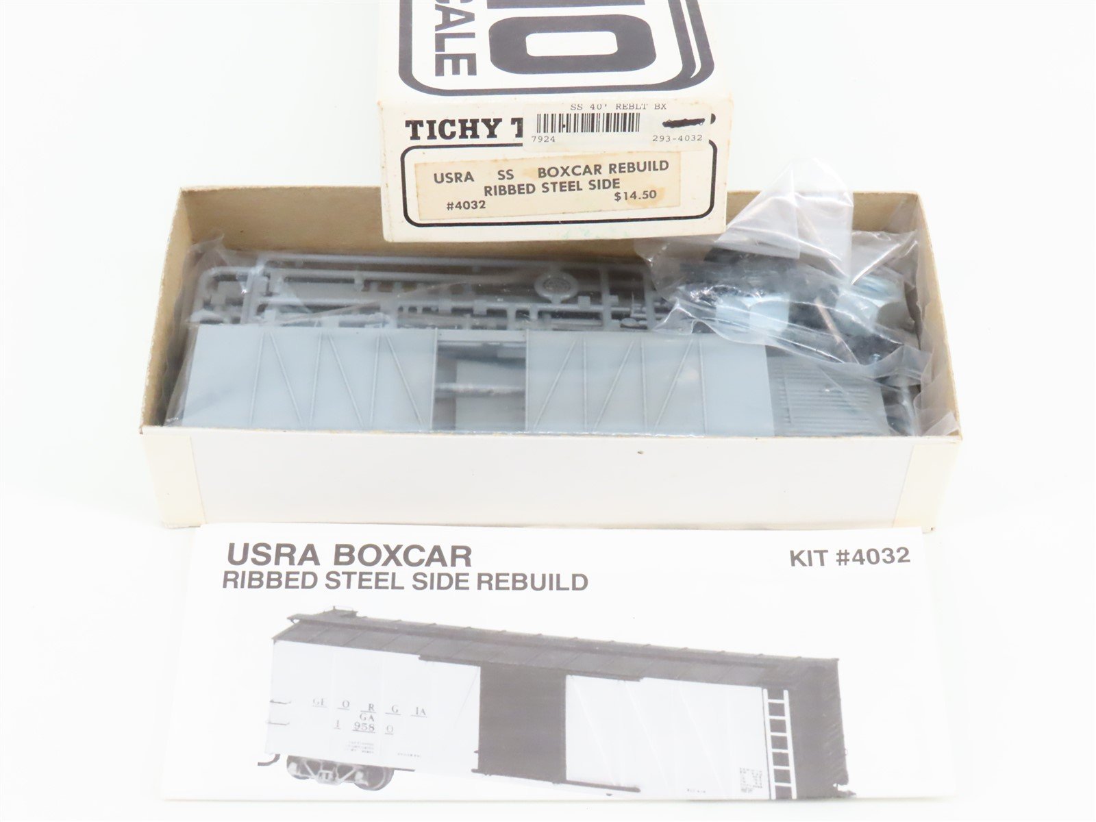 HO Scale Tichy Train Group Kit #4032 USRA SS Ribbed Steel Box Car